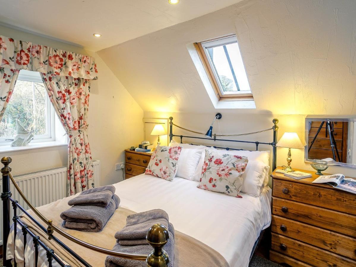 Villa 1 Bed In Fenny Bentley 80376 Extérieur photo